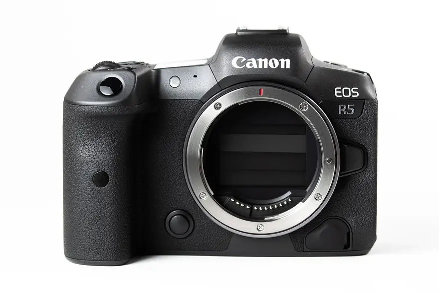 Canon EOS R mirrorless camera body with an RF zoom lens mounted
